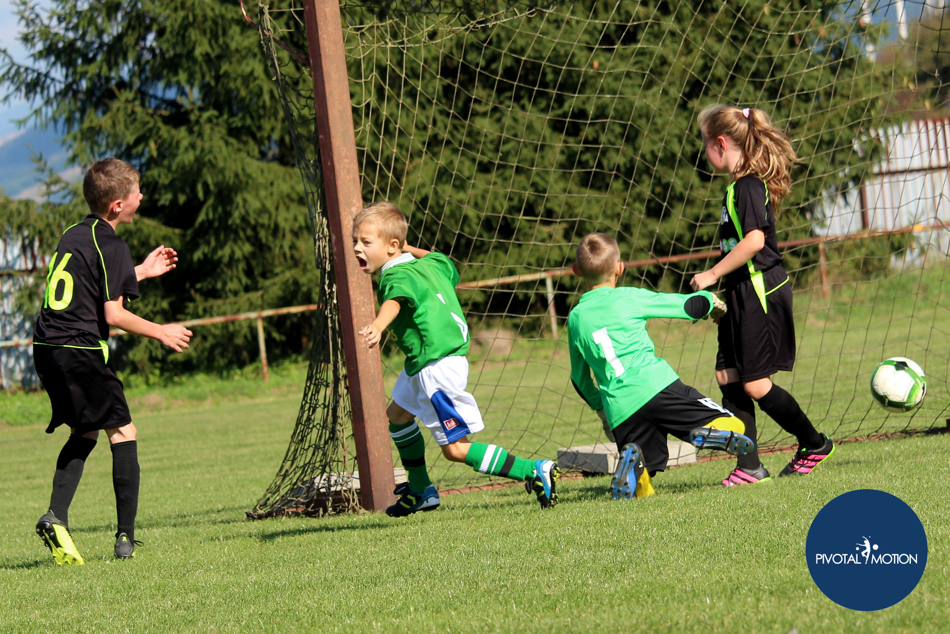 healthy kids playing sports